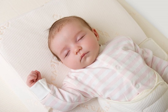 Review gối chống trào ngược Clevamama 3 trong 1