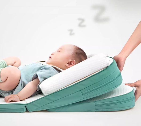 Top 5 giường chống trào ngược cho bé