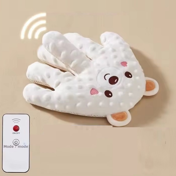 GỐI BÀN TAY GẤU RU NGỦ