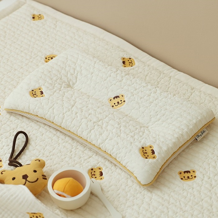 GỐI BÔNG SƠ SINH CHEZBEBE HÀN QUỐC