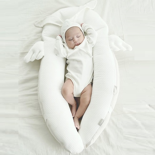 GỐI CHẶN ELAVA ĐA NĂNG CHO BÉ