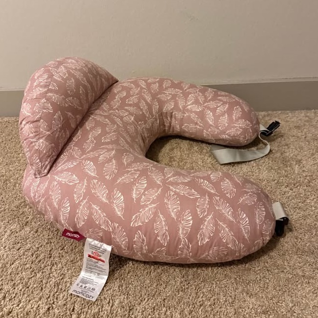 GỐI CHO BÉ BÚ MOMCOZY NP001