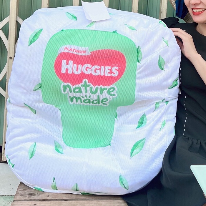 GỐI CHỐNG TRÀO NGƯỢC HUGGIES
