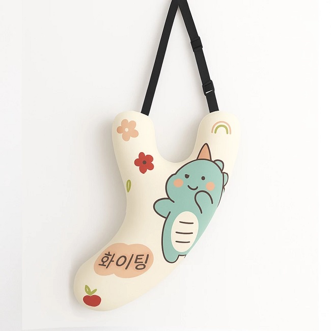 GỐI EMA ĐI XE Ô TÔ CHO BÉ CHỮ Y