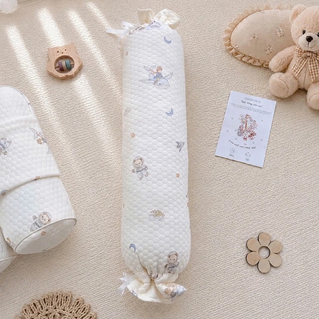 GỐI ÔM HÌNH KẸO MONONA