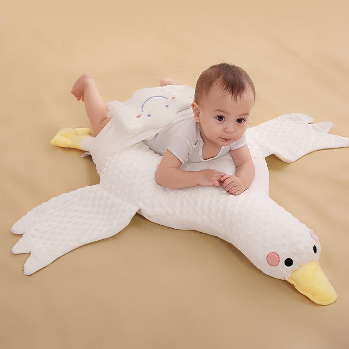 GỐI VỊT NẰM SẤP CHO BÉ