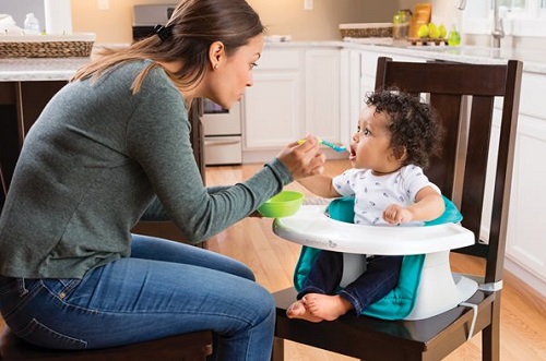 Review-ghe-tap-ngoi-summer-infant-SuperSeat-4-trong-1