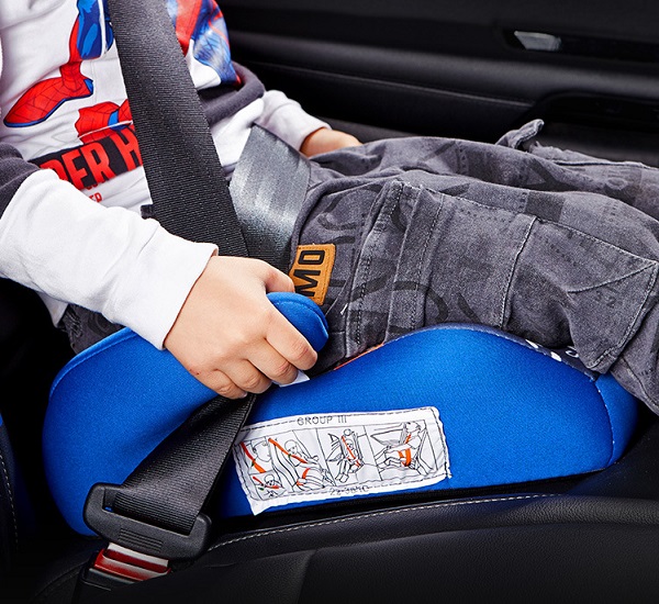 dem-ngoi-xe-o-to-cho-be-1076-8