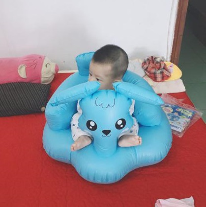 ghe-hoi-tap-ngoi-cho-be-gia-bao-nhieu