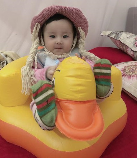 ghe-hoi-tap-ngoi-cho-be-gia-bao-nhieu