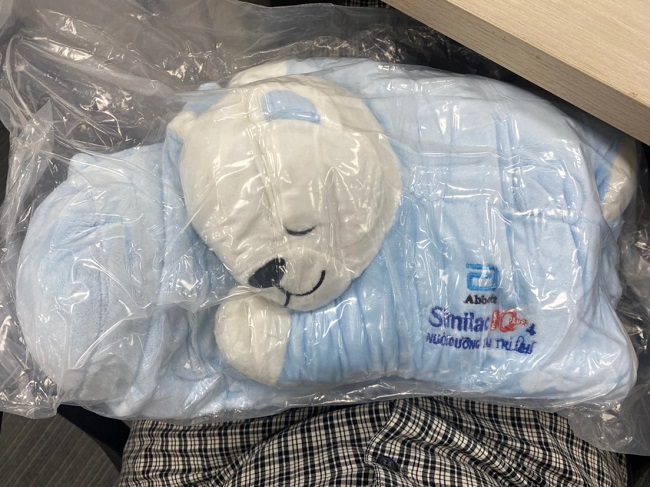 goi-chan-similac-cho-be-h7