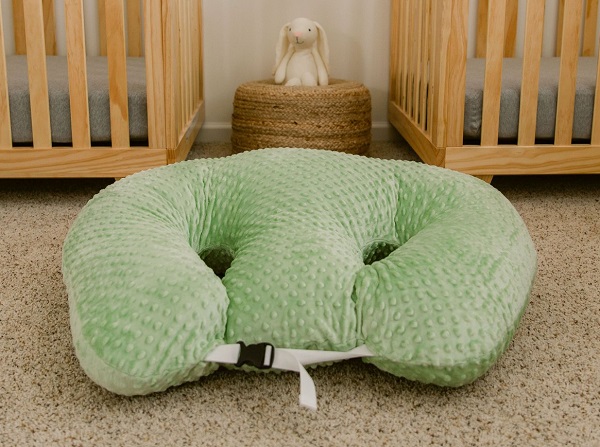 goi-cho-2-be-song-sinh-cung-bu-h11