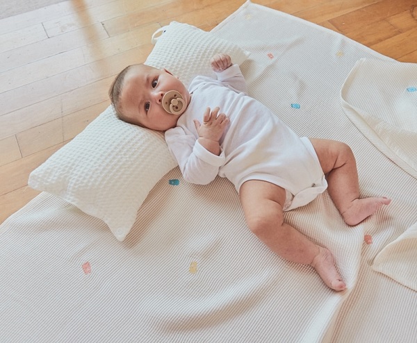 goi-cho-be-bu-han-quoc-rototo-bebe-h10