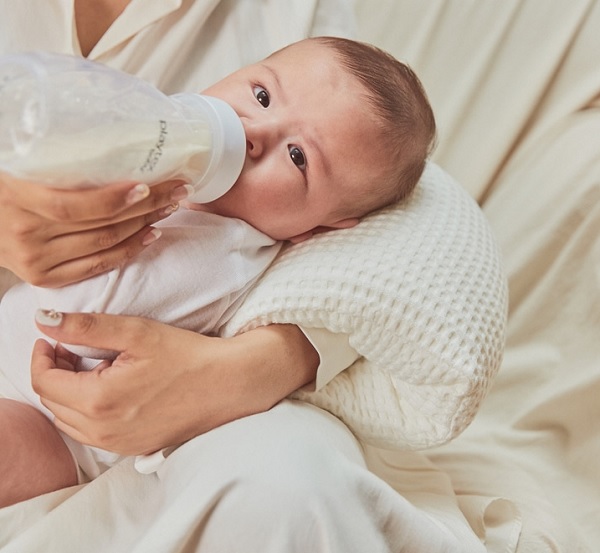 goi-cho-be-bu-han-quoc-rototo-bebe-h8