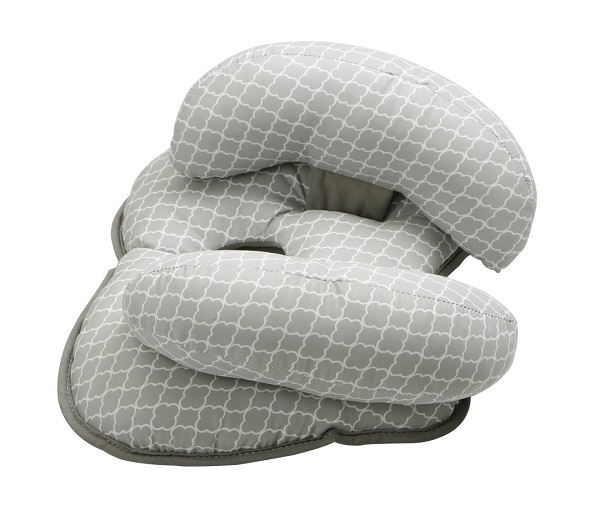 goi-giu-cho-be-tren-ghe-xe-o-to-6