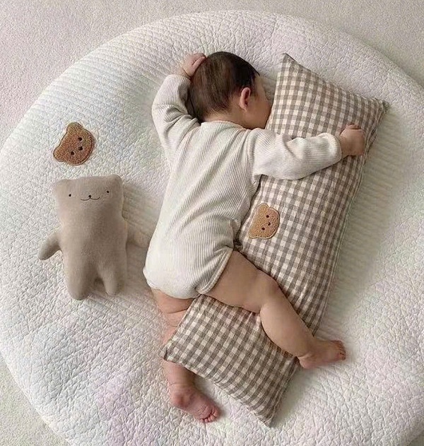 goi-om-chu-nhat-cho-be-so-sinh-h5