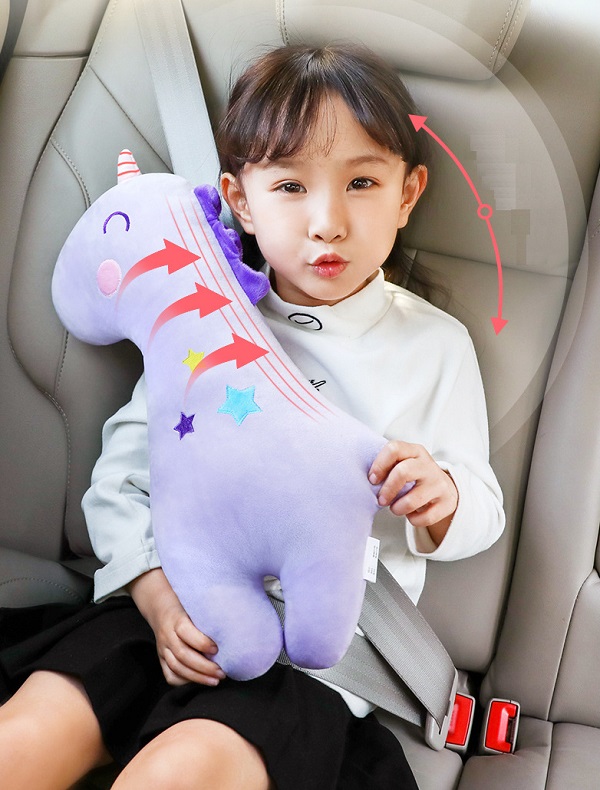 goi-om-di-xe-o-to-hinh-thu-cho-be-1079-12