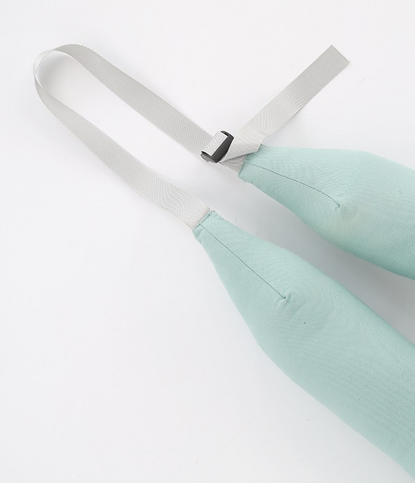 goi-om-tren-o-to-cho-be-go-1078-4