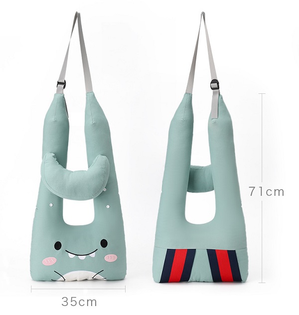 goi-om-tren-o-to-cho-be-go-1078-5