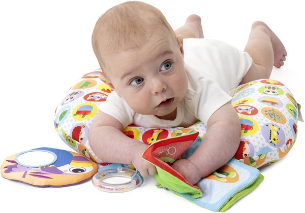 goi-tap-nam-sap-tummy-time-chicco-h7