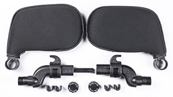 goi-tua-dau-tren-o-to-1077-7