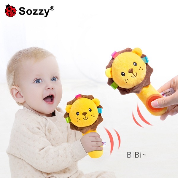 luc-lac-Baby-Rattle-cam-tay-Sozzy-1